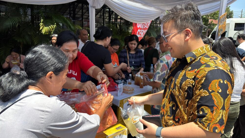 Hadiri Perayaan Hari Pangan Sedunia, Abraham Komitmen Dukung Masyarakat