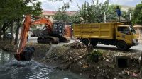 Minimalisir Banjir, Dinas PUPR Normalisasi Saluran Bendung Tanah Tinggi 3