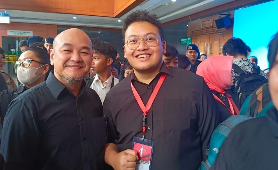 Abraham Garuda Laksono Kawal Sidang Putusan Hasto Kristiyanto di PN Jakarta