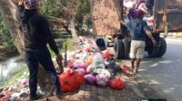 Bupati Sudah Perintahkan Camat untuk Mengatasi Tumpukan Sampah di Teluknaga